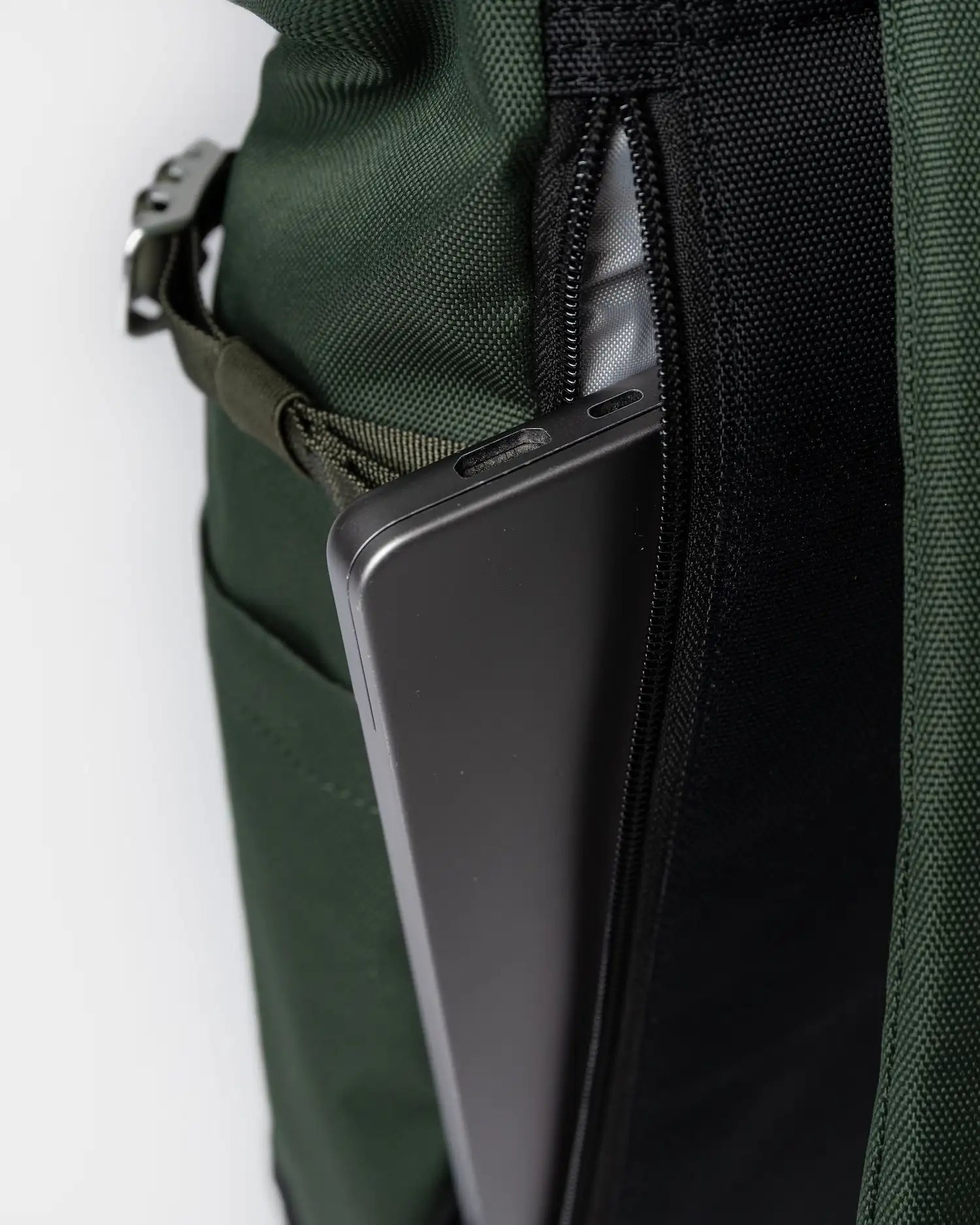 Sandqvist Icon Rolltop Backpack M Dawn Green_8