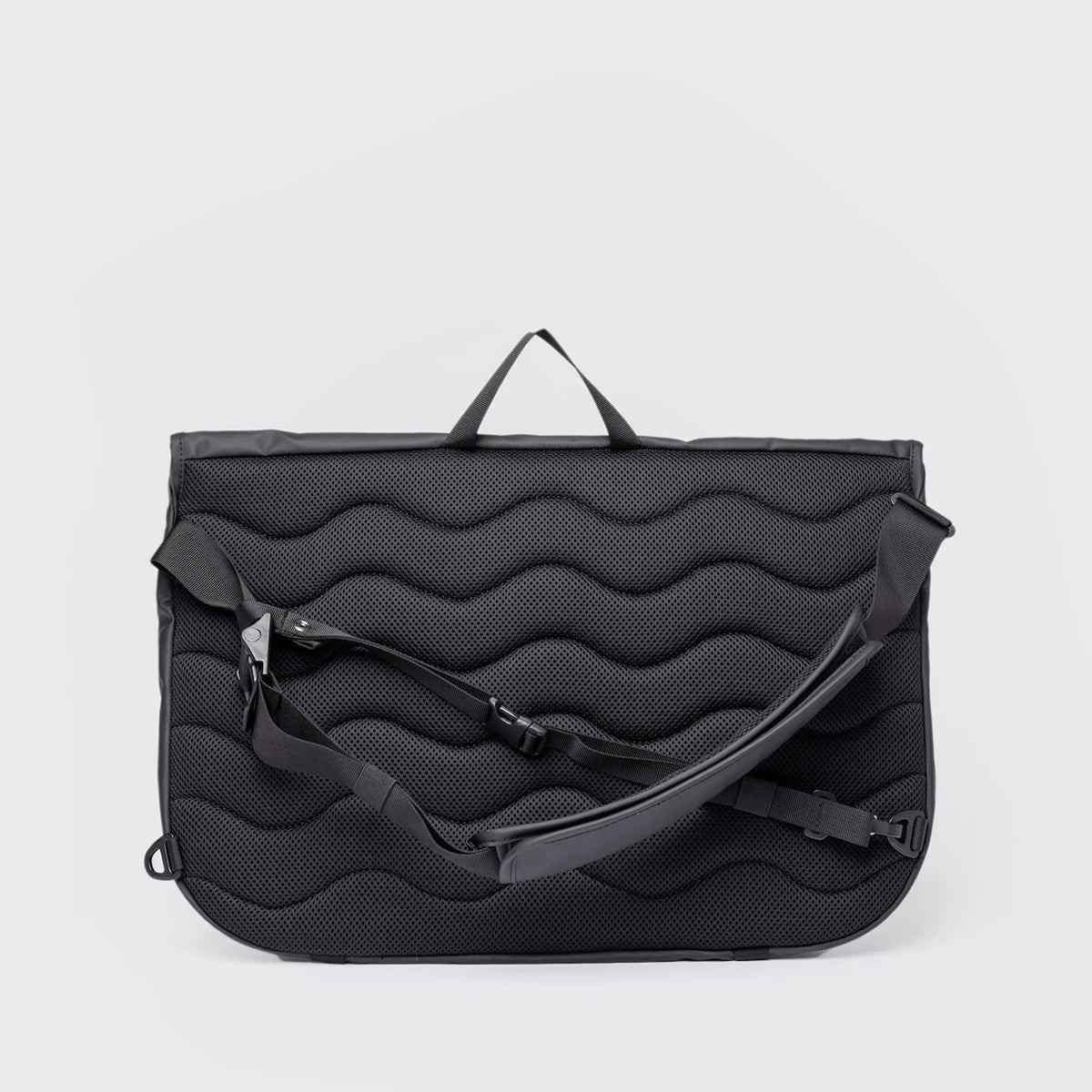 Sandqvist Stream Messenger Black_2