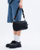 Topologie Bottle Sacoche Large Black Puffer_5