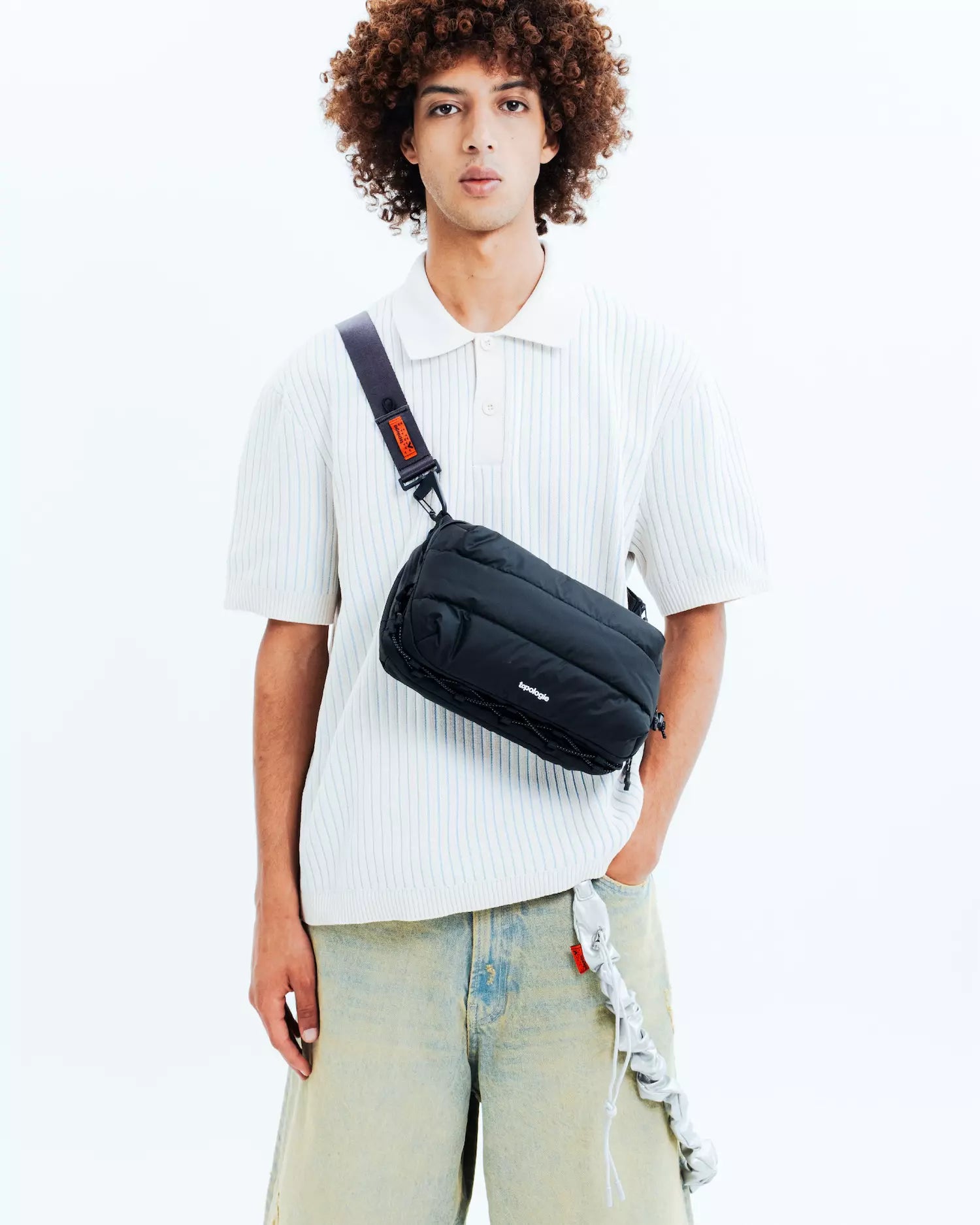 Topologie Bottle Sacoche Large Black Puffer_6