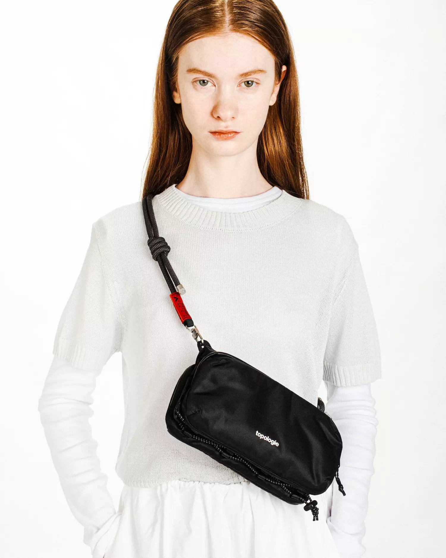 Topologie Bottle Sacoche Medium Black Dry_4