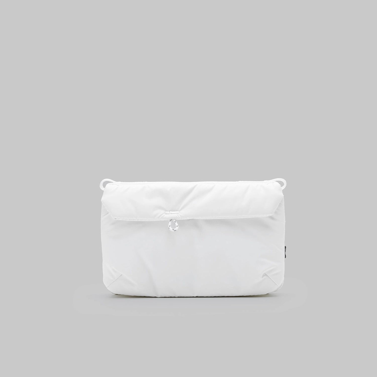 Topologie Phone Sacoche 90 Marshmallow Puffer-03