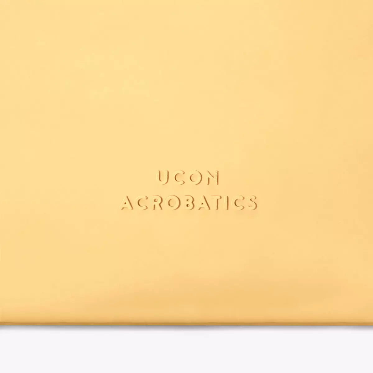 UA_Alva-Medium-Bag_Lotus-Infinity-Series_Lemon_07
