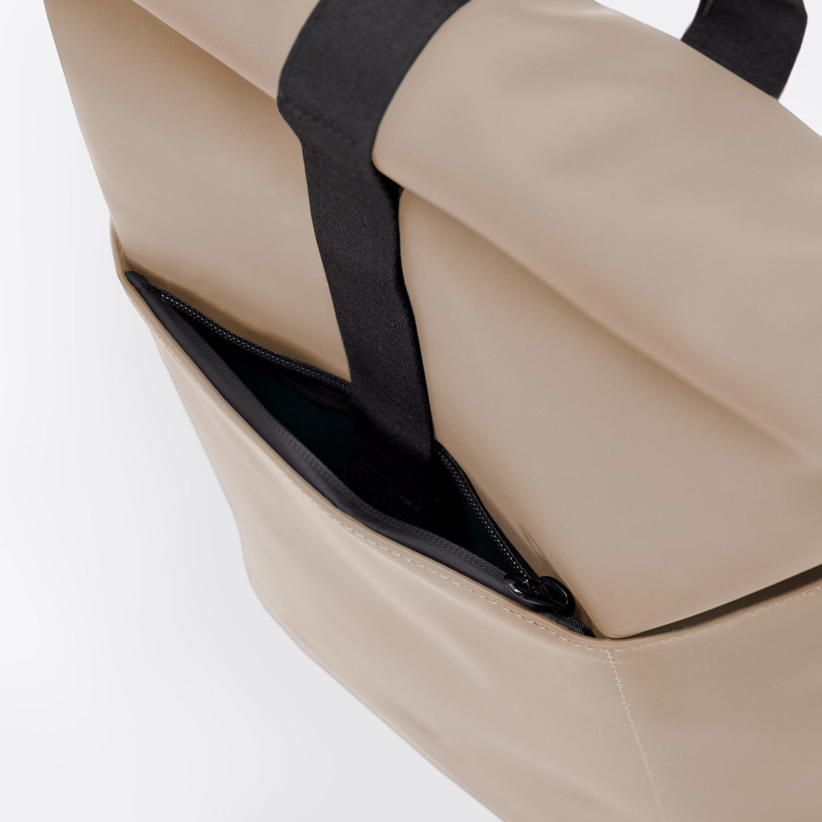 UA_Hajo-Mini-Backpack_Lotus-Series_Nude_07