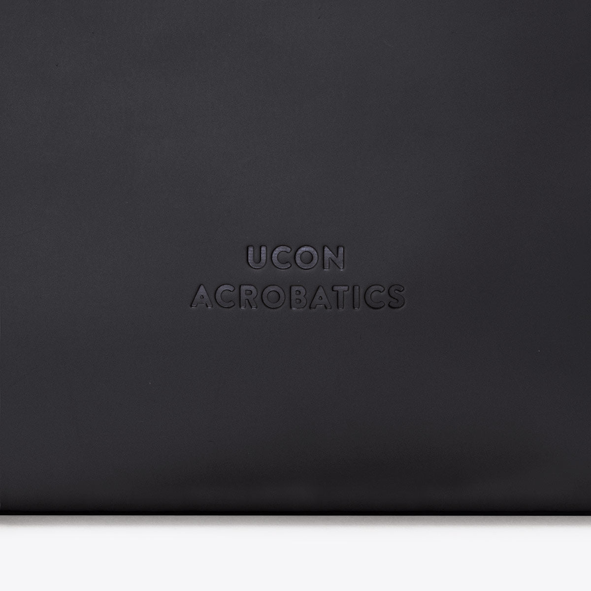 UA_Jona-Bag_Lotus-Series_Black_04