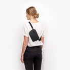 UA_Jona-Bag_Lotus-Series_Black_06