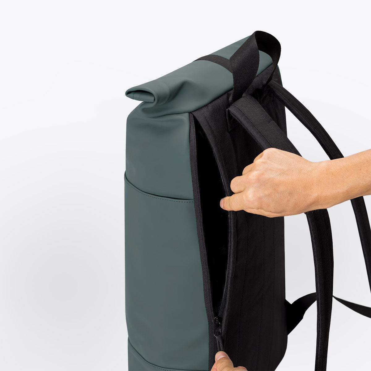 Ucon Acrobatics Hajo Medium Lotus Pine Green_4