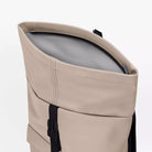 Ucon Acrobatics Jannik Medium Lotus Infinity Sand_10