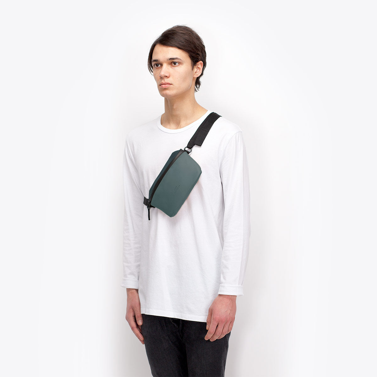 Ucon Acrobatics Jona Medium Bag Lotus Pine Green_7