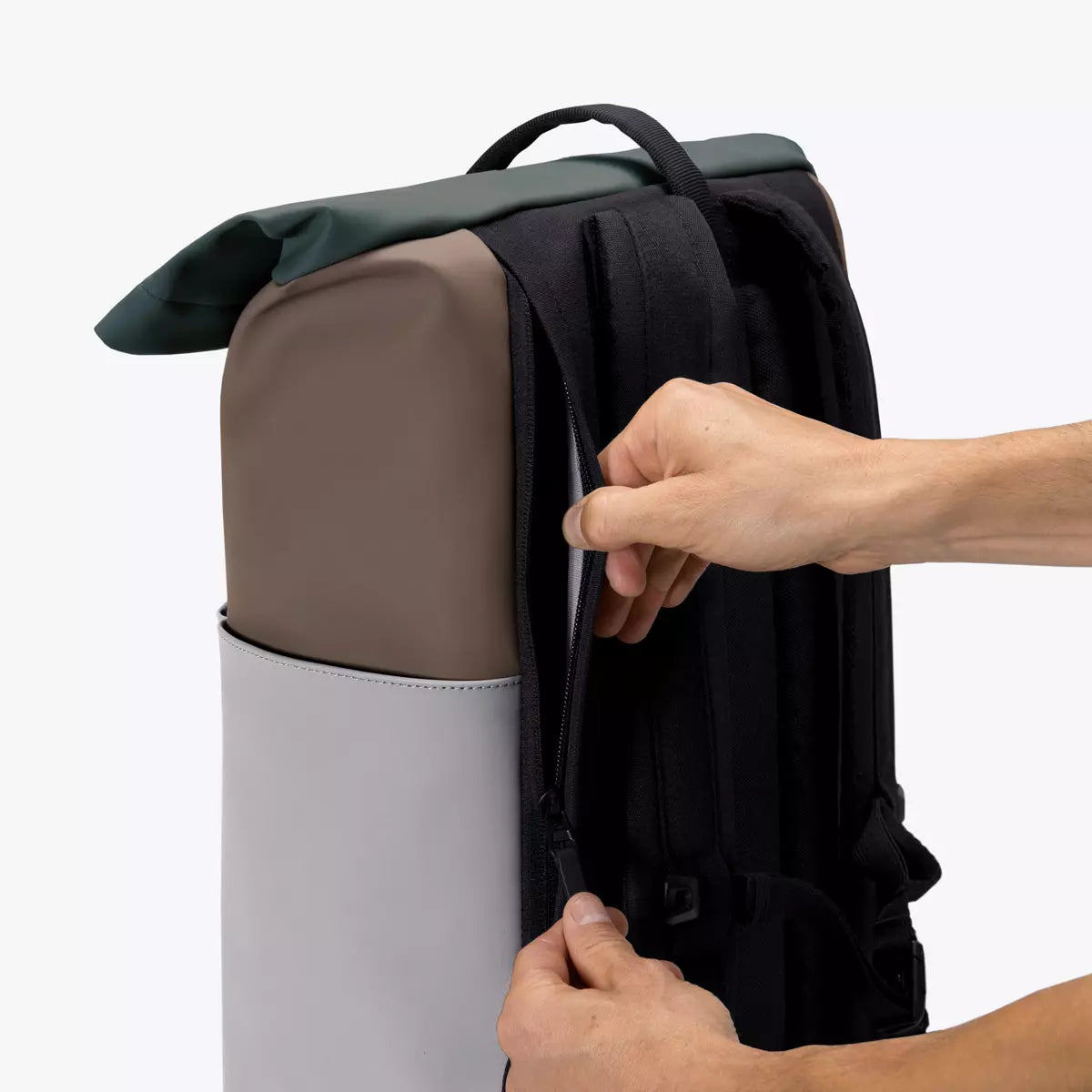 Ucon Acrobatics Yuto Backpak Lotus Infinity Dark Sand Glacier Grey_6