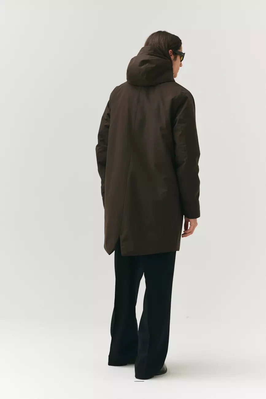 Welter Shelter Terror Weather Polyrayon Chestnut_7